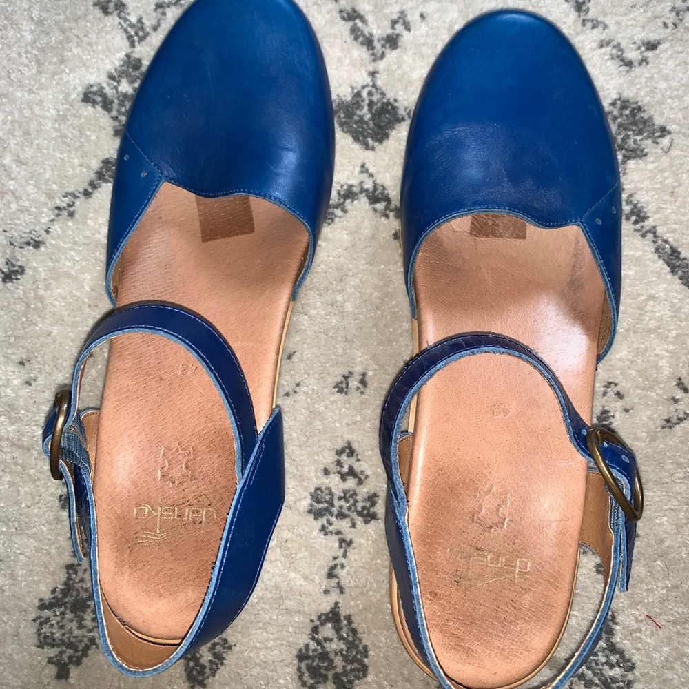 Dansko Mary Janes. Super cute color!